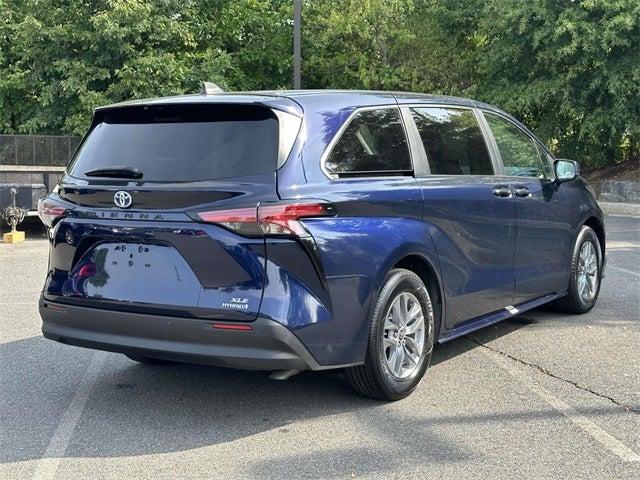 2022 Toyota Sienna XLE