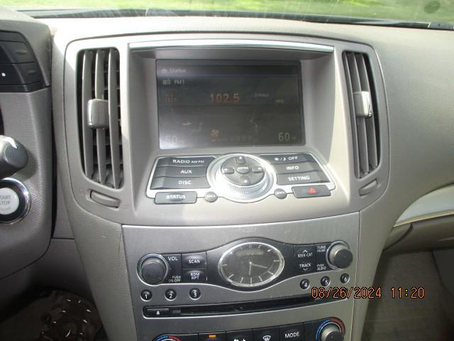 2011 INFINITI G37x X 3