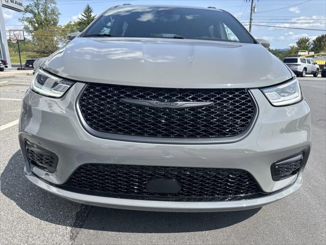 2021 Chrysler Pacifica Touring