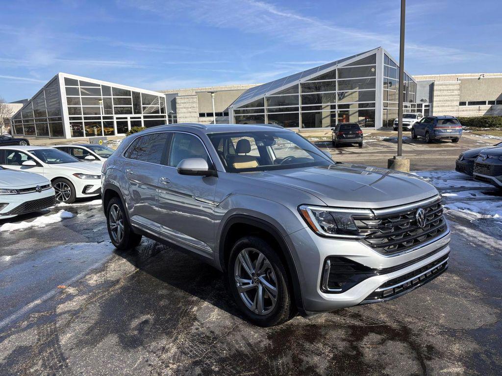 /2024 Volkswagen Atlas-Cross Sport