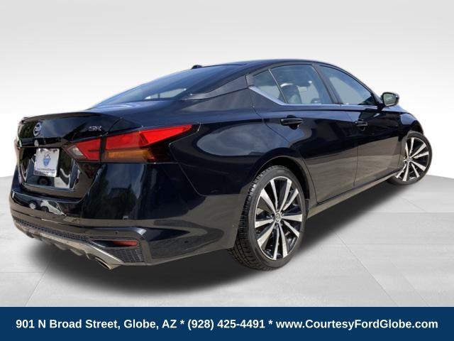 2022 Nissan Altima SR FWD