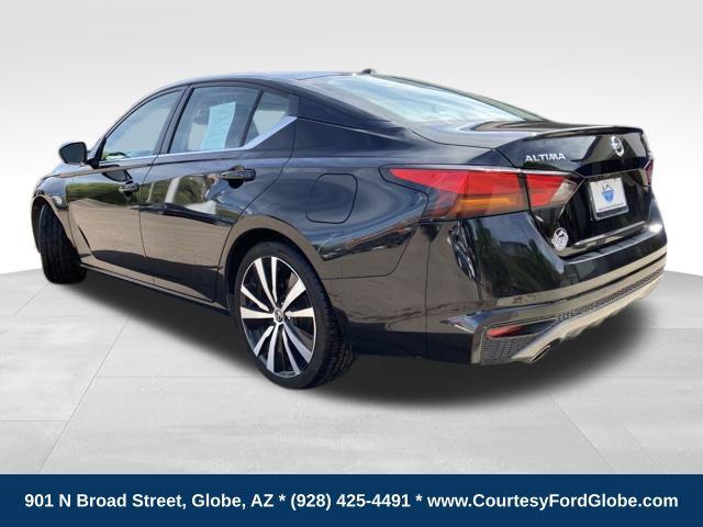2022 Nissan Altima SR FWD