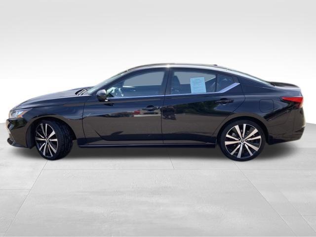 2022 Nissan Altima SR FWD