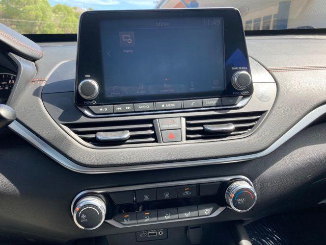2022 Nissan Altima SR FWD