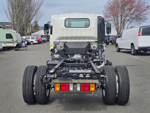 2025 Chevrolet 5500XD LCF Base