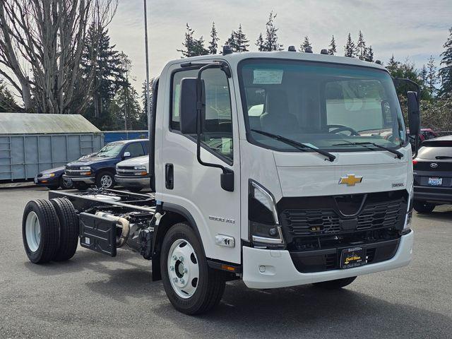 2025 Chevrolet 5500XD LCF Base