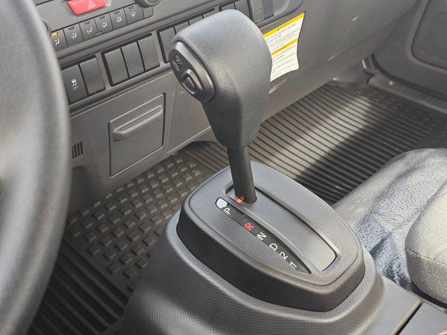 2025 Chevrolet 5500XD LCF Base