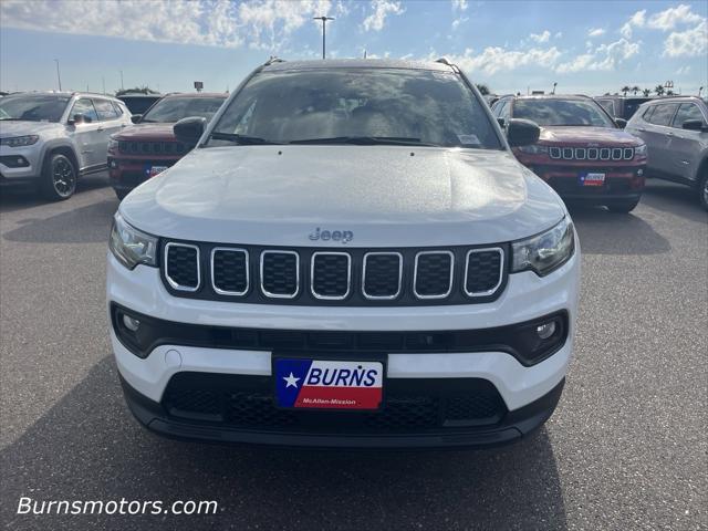 2025 Jeep Compass COMPASS LATITUDE 4X4