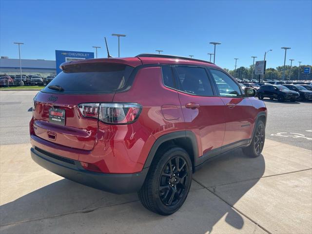 2025 Jeep Compass COMPASS LATITUDE 4X4