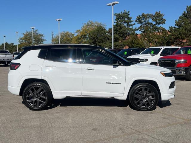 2025 Jeep Compass COMPASS LIMITED 4X4