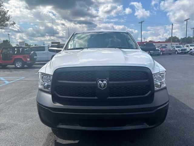 2024 RAM Ram 1500 Classic RAM 1500 CLASSIC TRADESMAN QUAD CAB 4X2 64 BOX