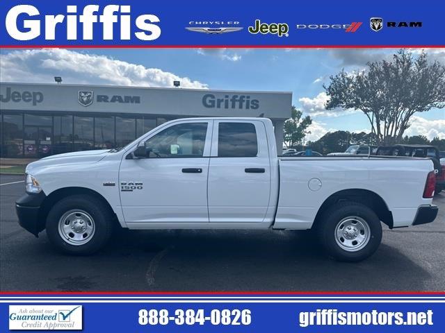 2024 RAM Ram 1500 Classic RAM 1500 CLASSIC TRADESMAN QUAD CAB 4X2 64 BOX