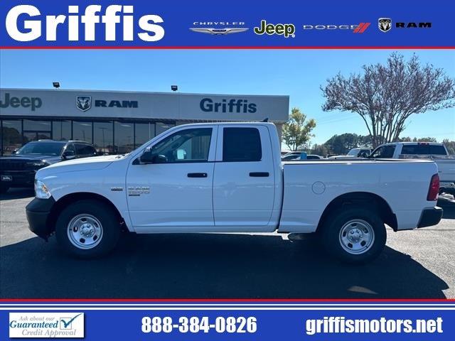 2024 RAM Ram 1500 Classic RAM 1500 CLASSIC TRADESMAN QUAD CAB 4X2 64 BOX