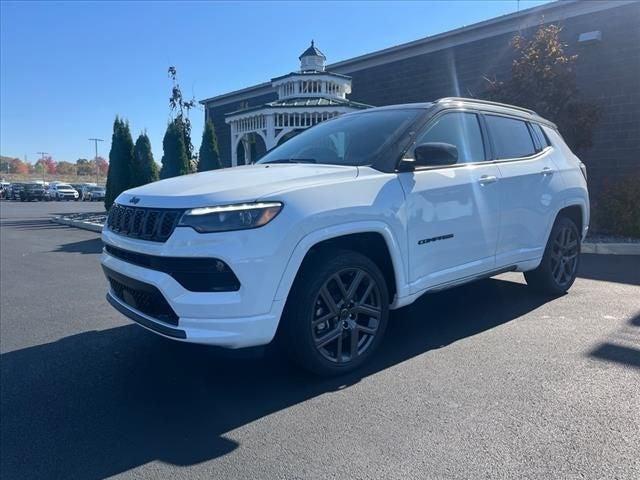 2025 Jeep Compass COMPASS LIMITED 4X4