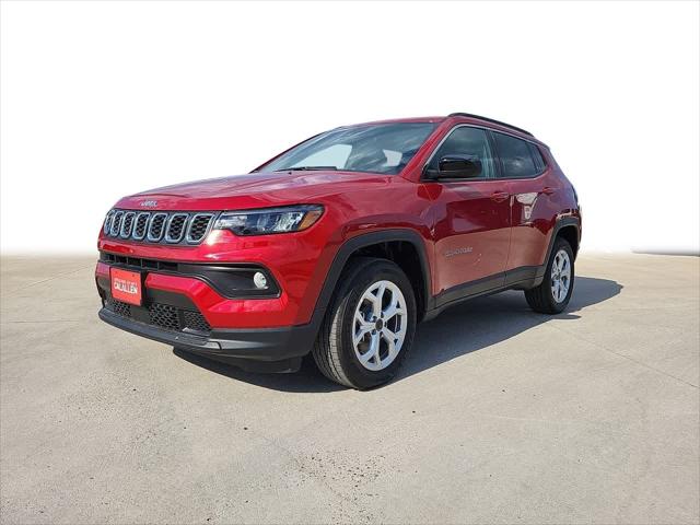 2025 Jeep Compass COMPASS LATITUDE 4X4