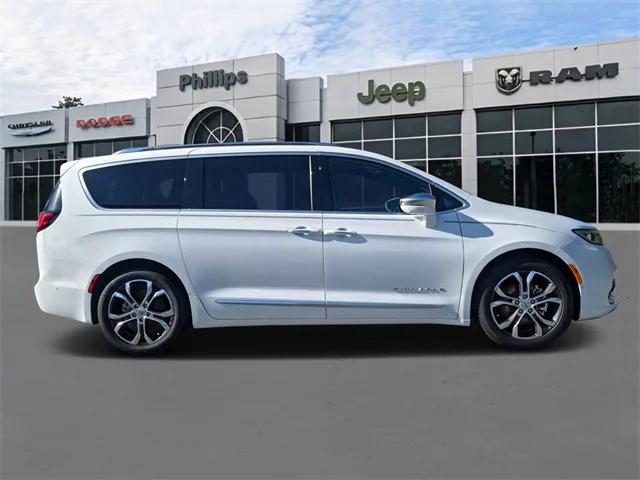 2024 Chrysler Pacifica PACIFICA PINNACLE