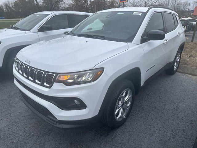 2025 Jeep Compass COMPASS LATITUDE 4X4