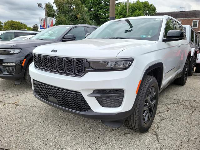 2025 Jeep Grand Cherokee GRAND CHEROKEE ALTITUDE 4X4