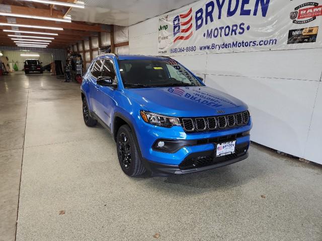 2025 Jeep Compass COMPASS LATITUDE 4X4