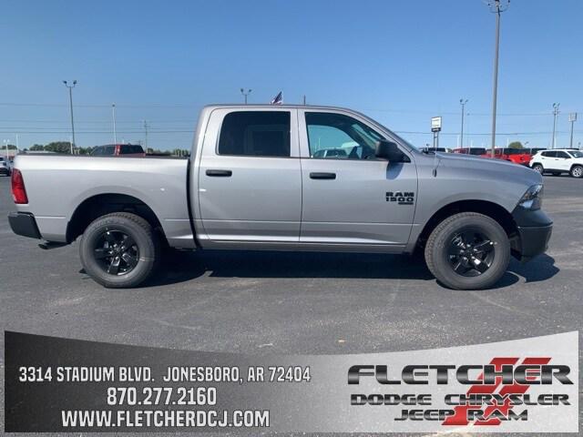 2024 RAM Ram 1500 Classic RAM 1500 CLASSIC TRADESMAN CREW CAB 4X4 57 BOX