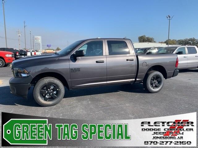 2024 RAM Ram 1500 Classic RAM 1500 CLASSIC TRADESMAN CREW CAB 4X4 57 BOX