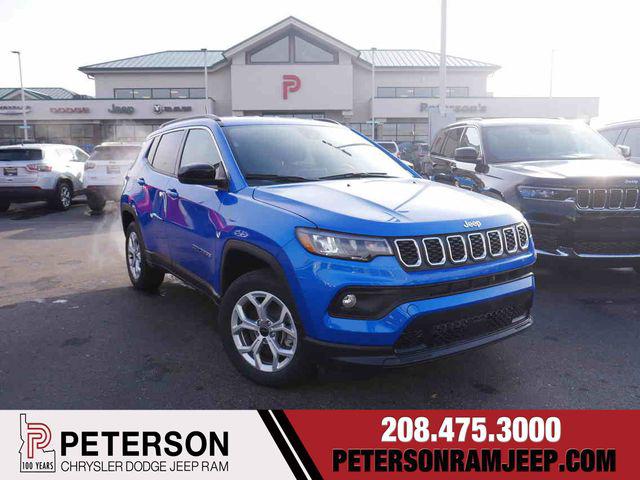 2025 Jeep Compass COMPASS LATITUDE 4X4