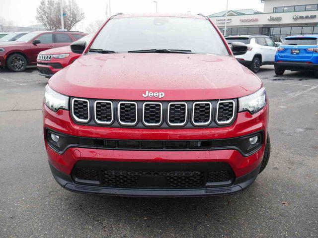 2025 Jeep Compass COMPASS LATITUDE 4X4