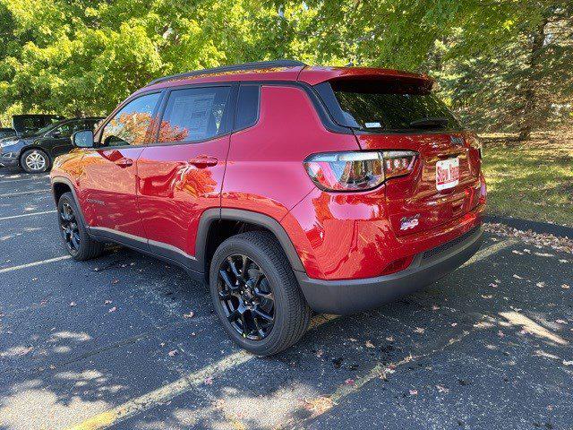 2025 Jeep Compass COMPASS LATITUDE 4X4