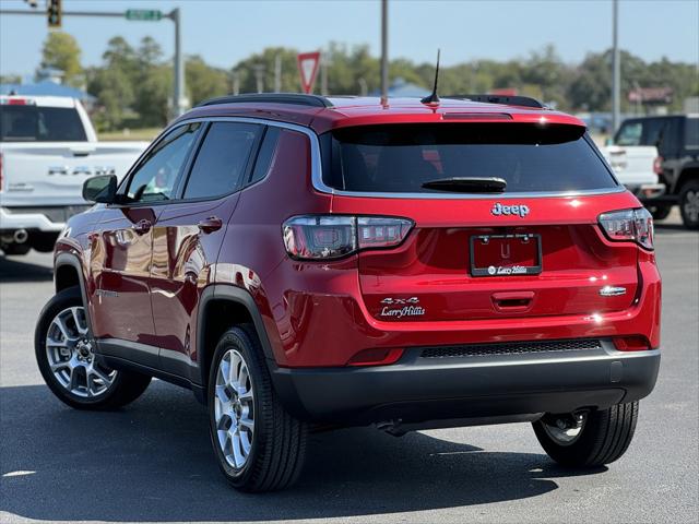 2025 Jeep Compass COMPASS LATITUDE 4X4