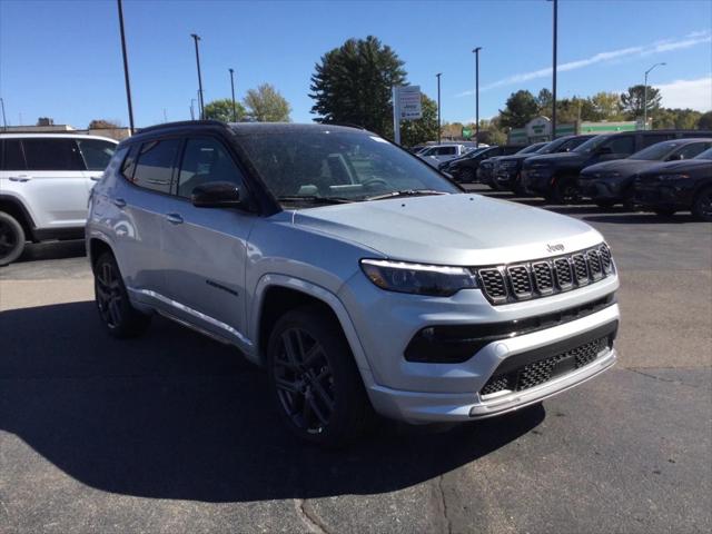 2025 Jeep Compass COMPASS LIMITED 4X4