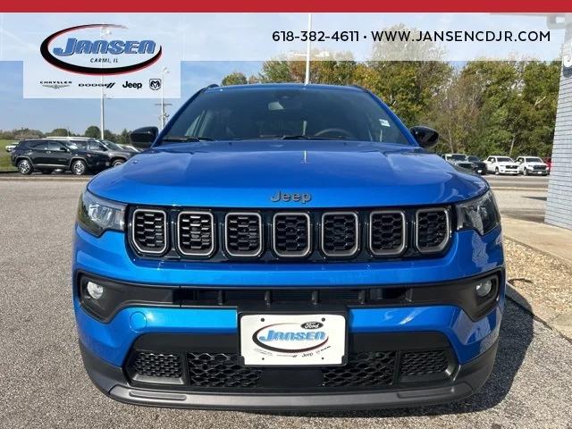 2025 Jeep Compass COMPASS LATITUDE 4X4