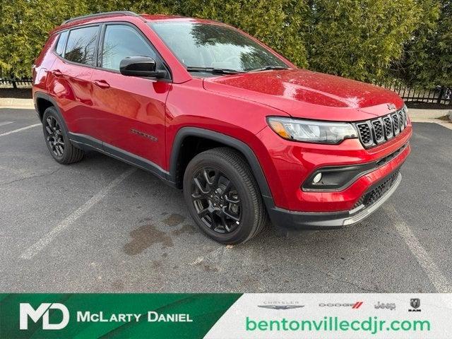 2025 Jeep Compass COMPASS LATITUDE 4X4