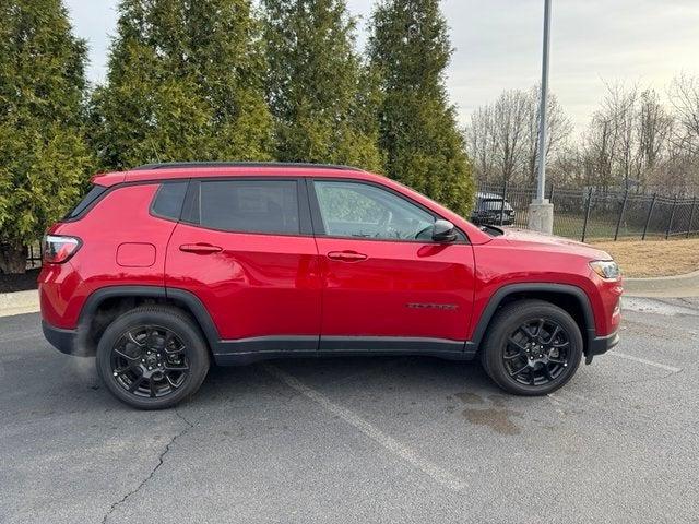 2025 Jeep Compass COMPASS LATITUDE 4X4