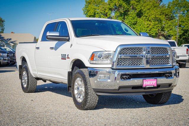 2017 RAM 3500 Laramie Crew Cab 4x4 64 Box