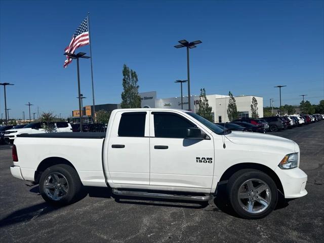 2017 RAM 1500 Express Quad Cab 4x2 64 Box