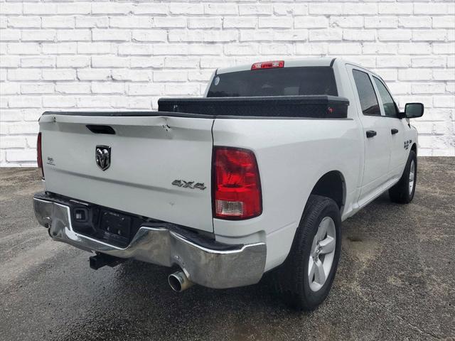 2022 RAM 1500 Classic Tradesman Crew Cab 4x4 57 Box