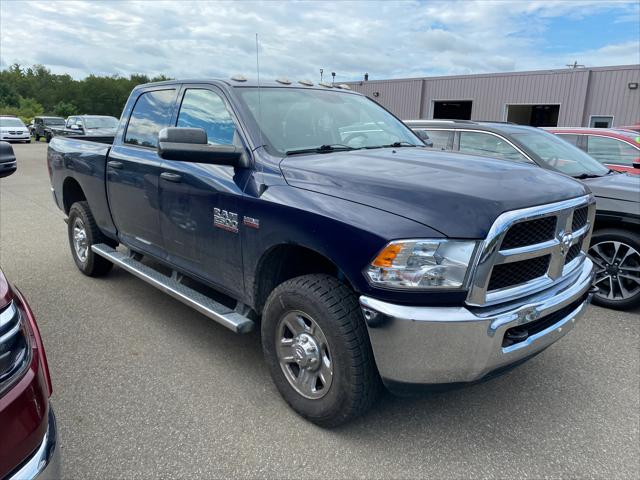 2017 RAM 2500 Tradesman Crew Cab 4x4 64 Box