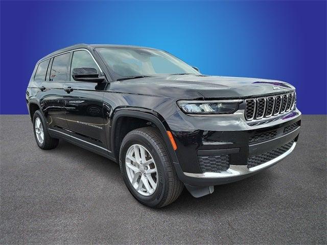 2023 Jeep Grand Cherokee L Laredo 4x2