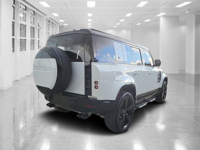 2024 Land Rover Defender 110 P400 X-Dynamic SE