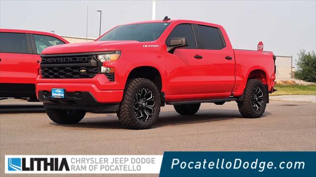 2022 Chevrolet Silverado 1500 4WD Crew Cab Short Bed Custom