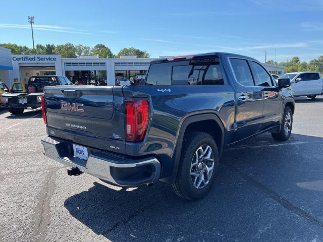 2022 GMC Sierra 1500 4WD Crew Cab Short Box SLT