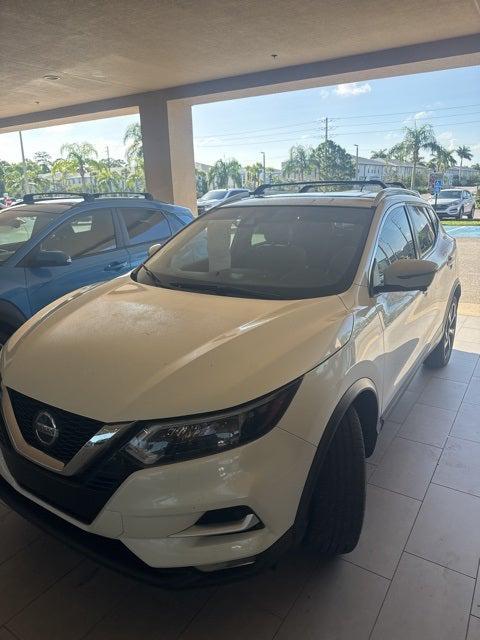 2022 Nissan Rogue Sport SL FWD Xtronic CVT