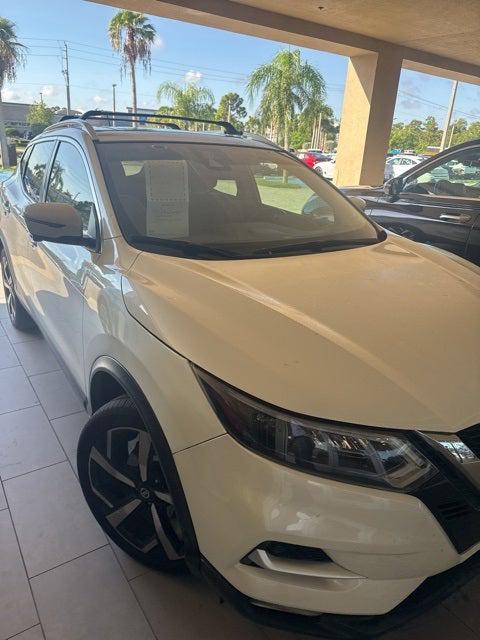 2022 Nissan Rogue Sport SL FWD Xtronic CVT