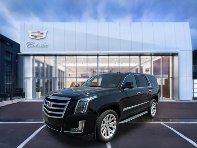 2018 Cadillac Escalade Luxury