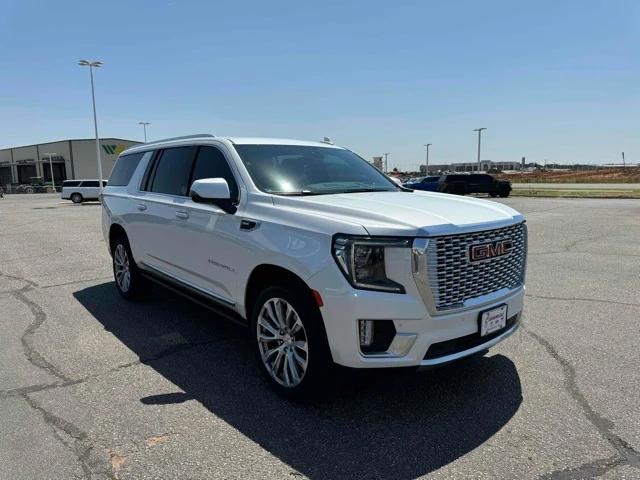 2023 GMC Yukon XL 4WD Denali