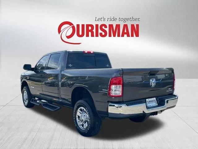 2020 RAM 2500 Tradesman Crew Cab 4X4 64 Box