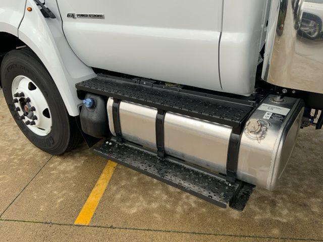 2025 Ford F-650 Base
