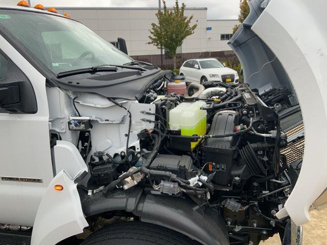 2025 Ford F-650 Base