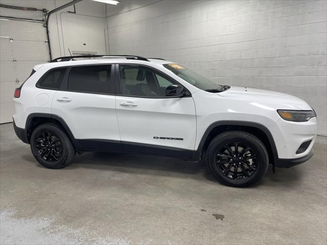 2023 Jeep Cherokee Altitude Lux 4x4