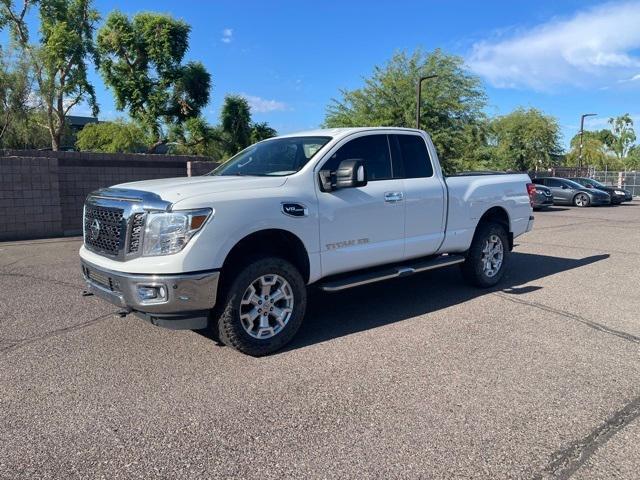 2017 Nissan TITAN XD